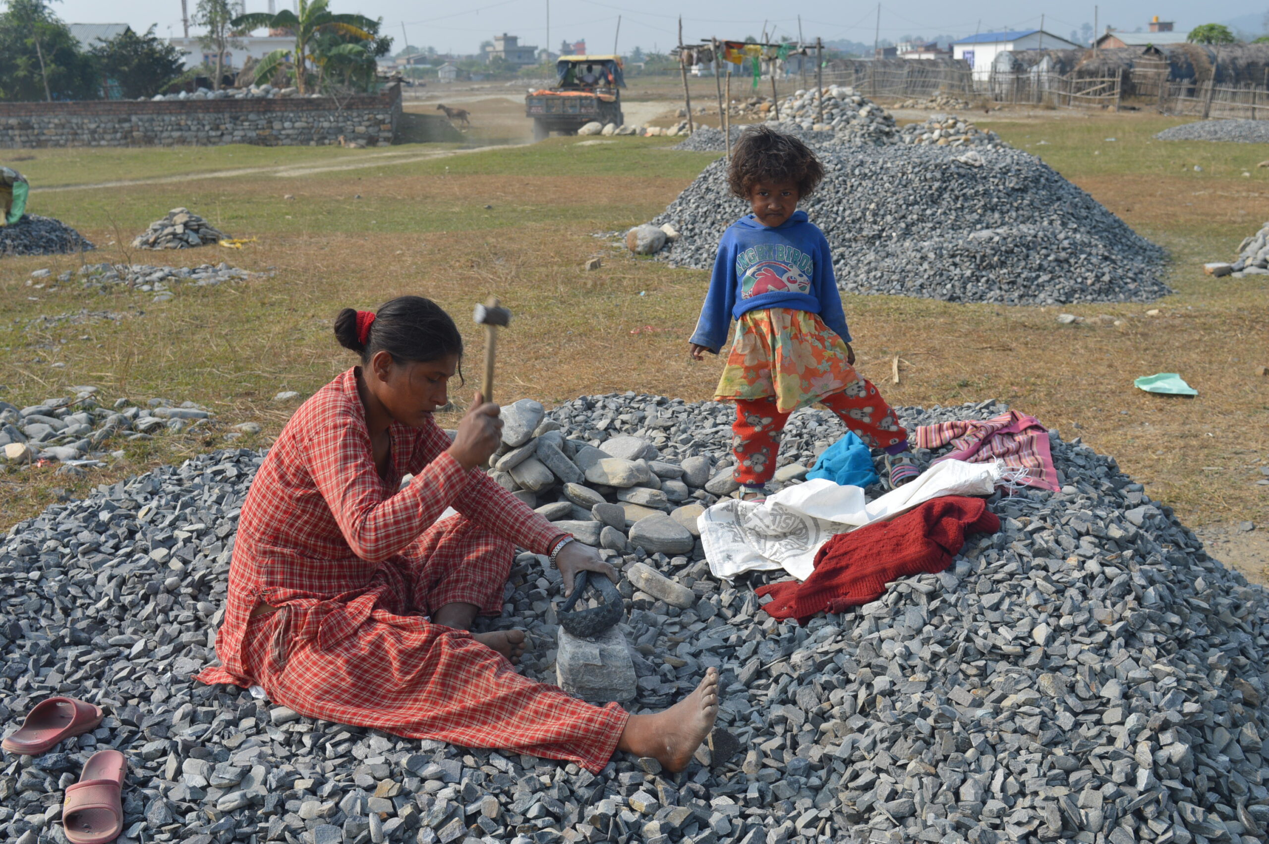 आज श्रमिक दिवस मनाइँदै