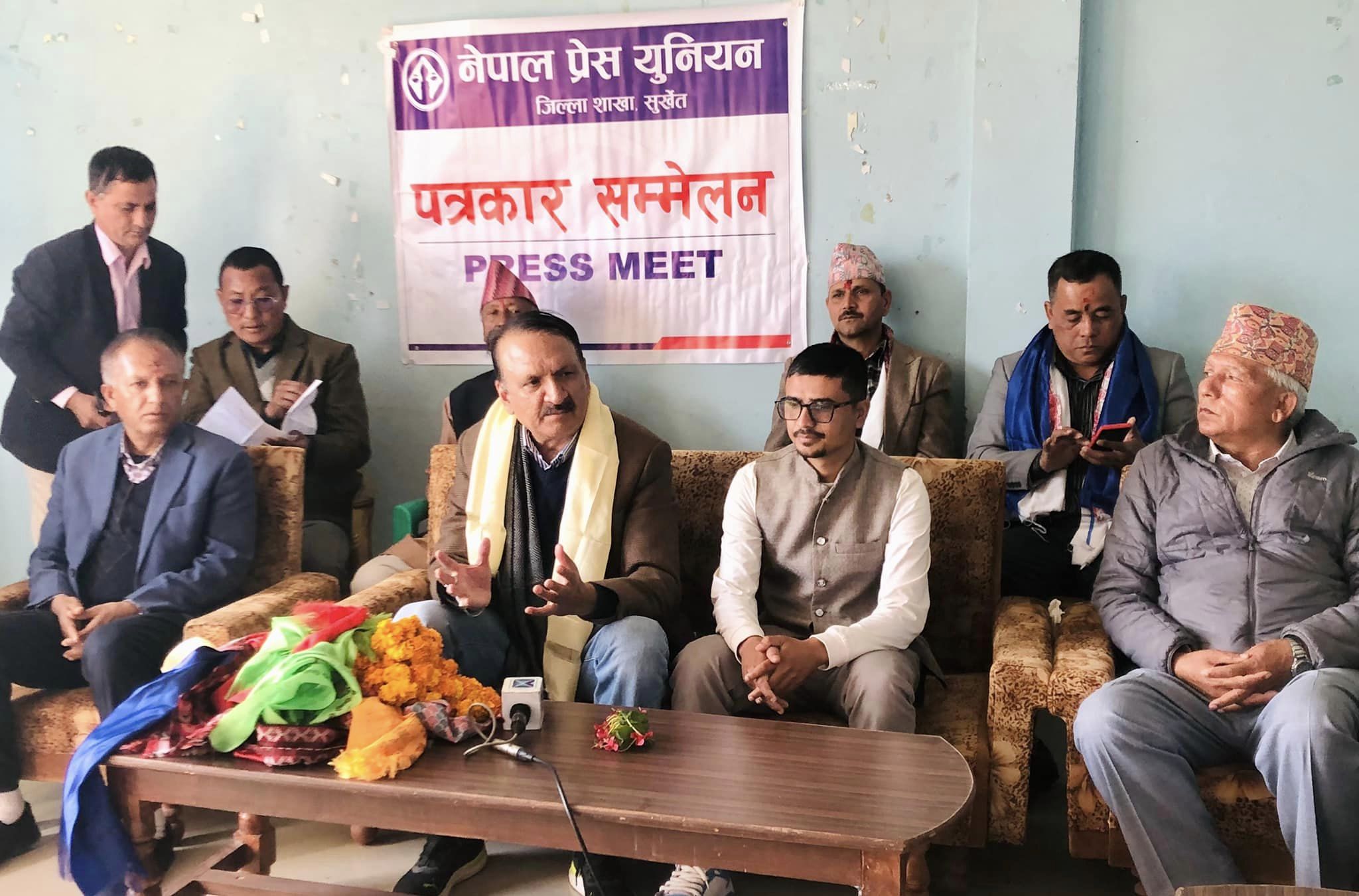 विशिष्ट परिवेशमा कांग्रेस-एमालेको सरकार बन्योः प्रवक्ता डा. महत
