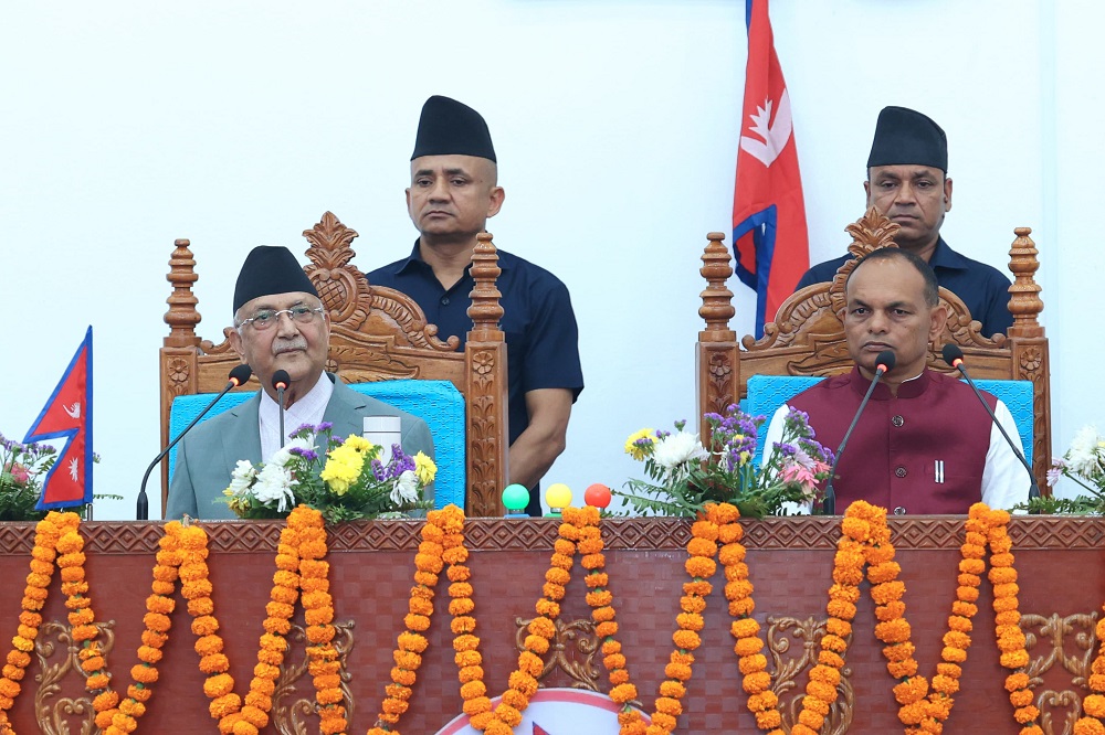 प्रधानमन्त्री ओलीले भने- ‘संविधान संशोधनका लागि राजनीतिक समिति बनाएर काम गर्छाैं’