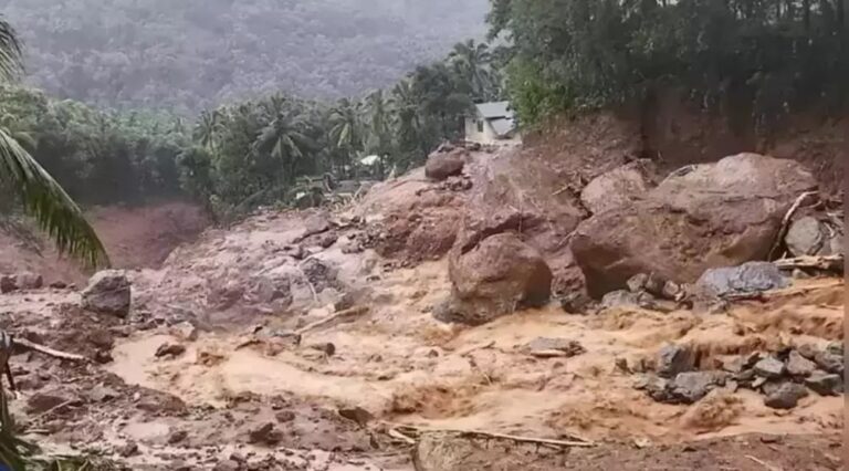 हुम्लामा लेदोसहितको भेलबाढीले विद्यालय बग्यो, घरगोठ पुरिए
