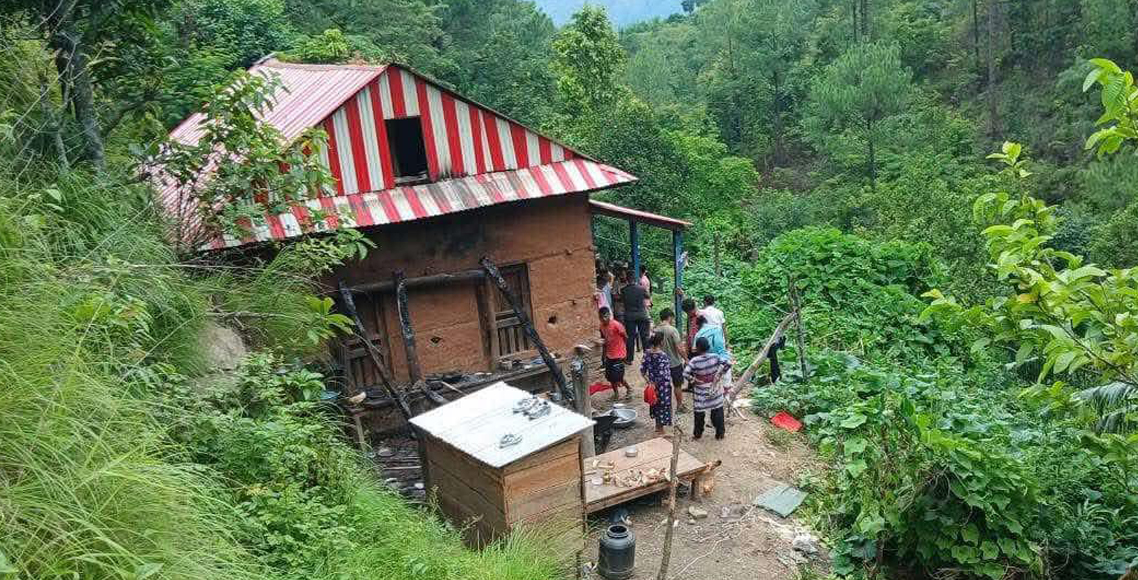 सिन्धुलीमा एकै परिवारका १६ जना तीन दिनदेखि सम्पर्कविहीन
