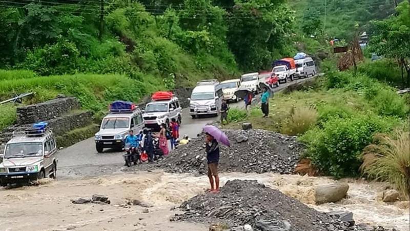 बीपी राजमार्गको काभ्रे खण्डमा चार दिन राति सवारी चलाउन रोक