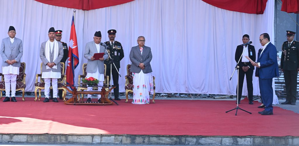 मधेश प्रदेश प्रमुख कर्णले लिए शपथ