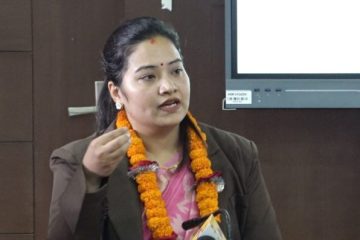 पीआर लिएर विदेशमा बसेका कर्मचारीको खोजीमा सरकार, दुई कर्मचारीसँग स्पष्टीकरण माग