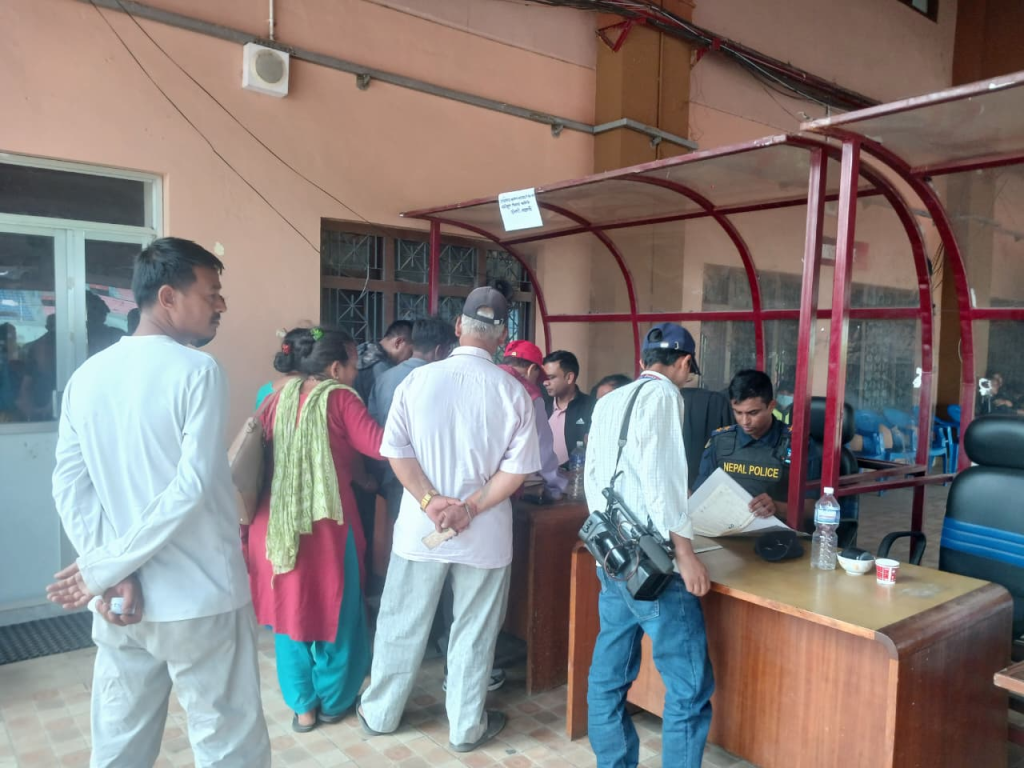 थापाथलीका सुकुमवासीको ‘स्क्रिनिङ’ जारी, दशरथ रंगशालामा लगत सङ्कलन