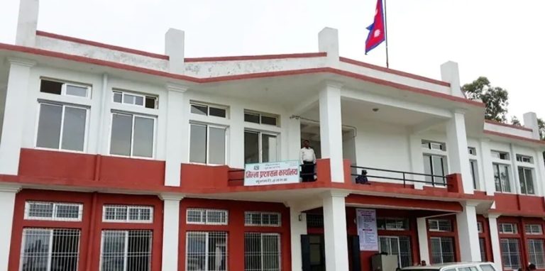 सुनसरीका पाँच क्षेत्रमा अनिश्चितकालीन कर्फ्यु, गोलीकाण्डपछि प्रशासनको कडा कदम
