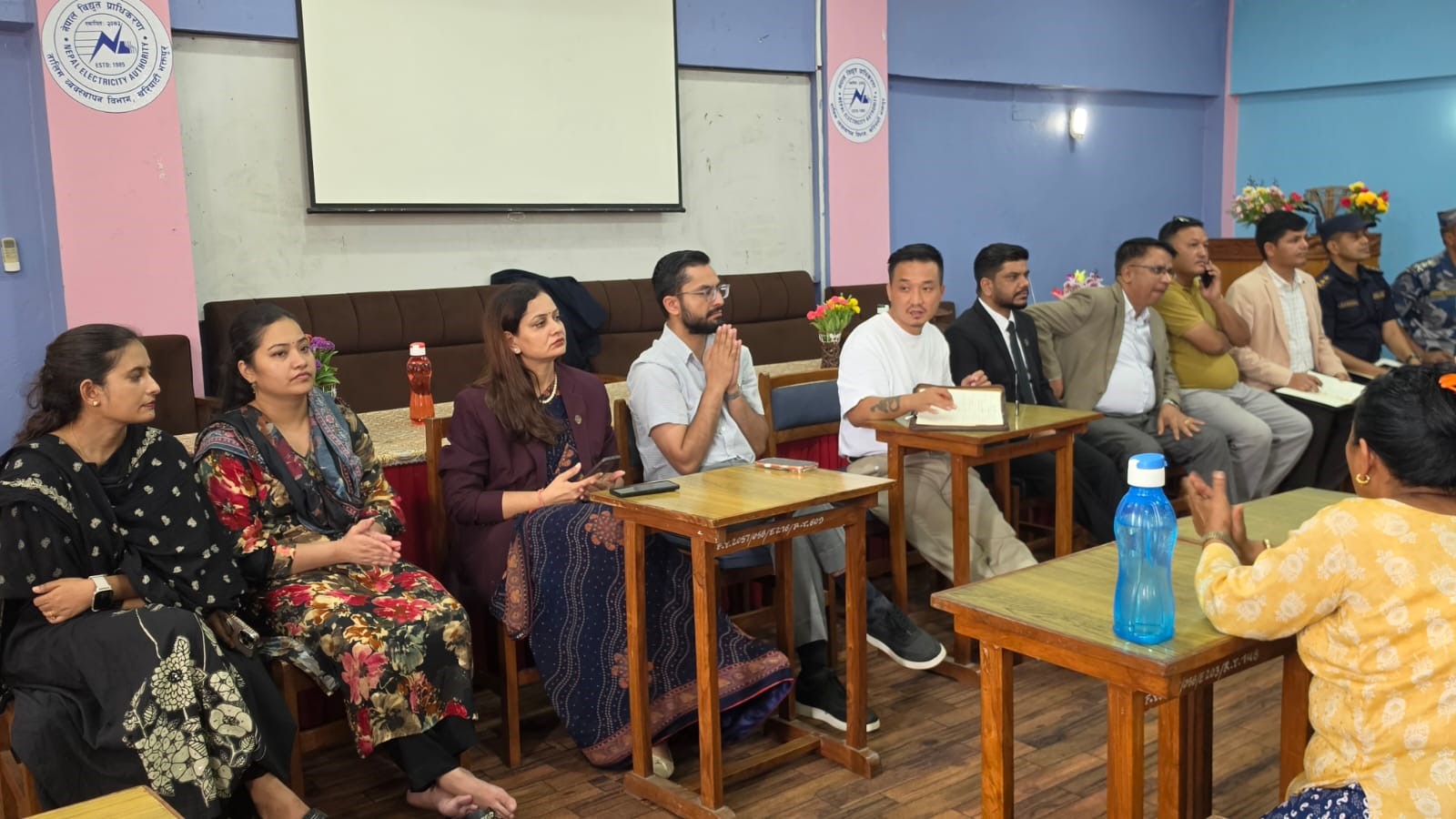 मन्त्रीहरूको खरिपाटी होल्डिङ सेन्टरमा अनुगमन, लालपुर्जा दिने आश्वासन