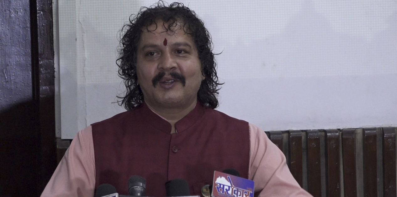 सिंहदरबारको नाम परिवर्तन गरेर ‘अनामनगर दरबार’ राख्न सांसद ढकालको प्रस्ताव