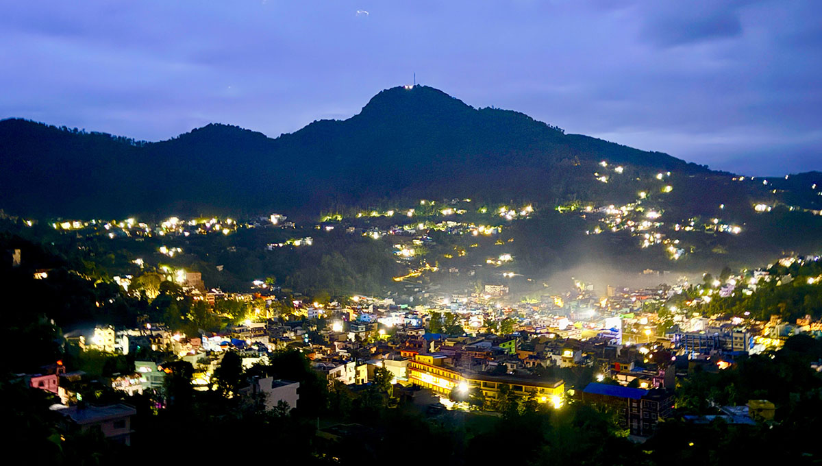 तम्घास बजार